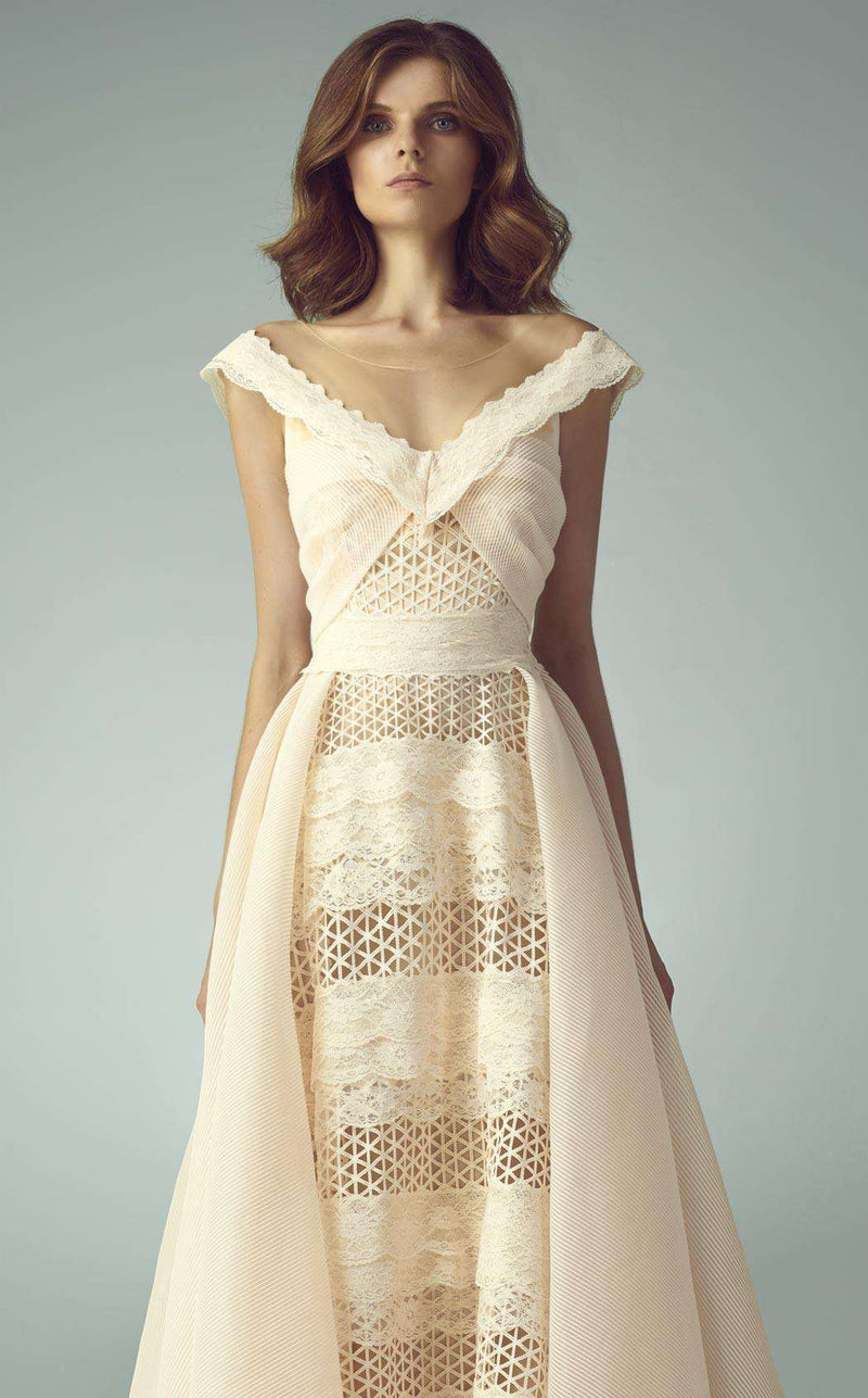 Beside Couture BC1225 Peach