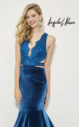 Angela and Alison 81036 Peacock