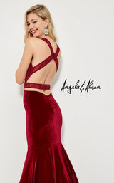 Angela and Alison 81036 Wine