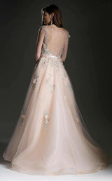 Andrea and Leo 5156 Peach