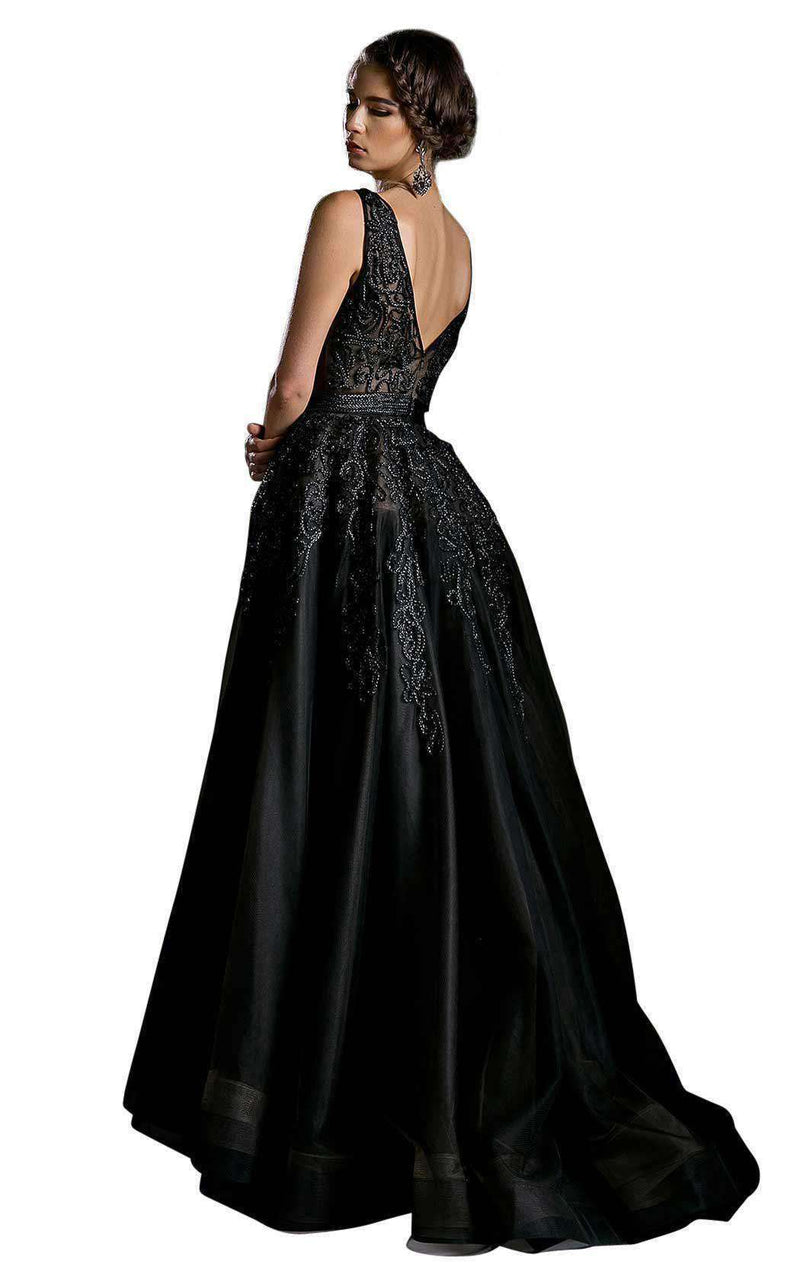 Andrea and Leo 5246 Black