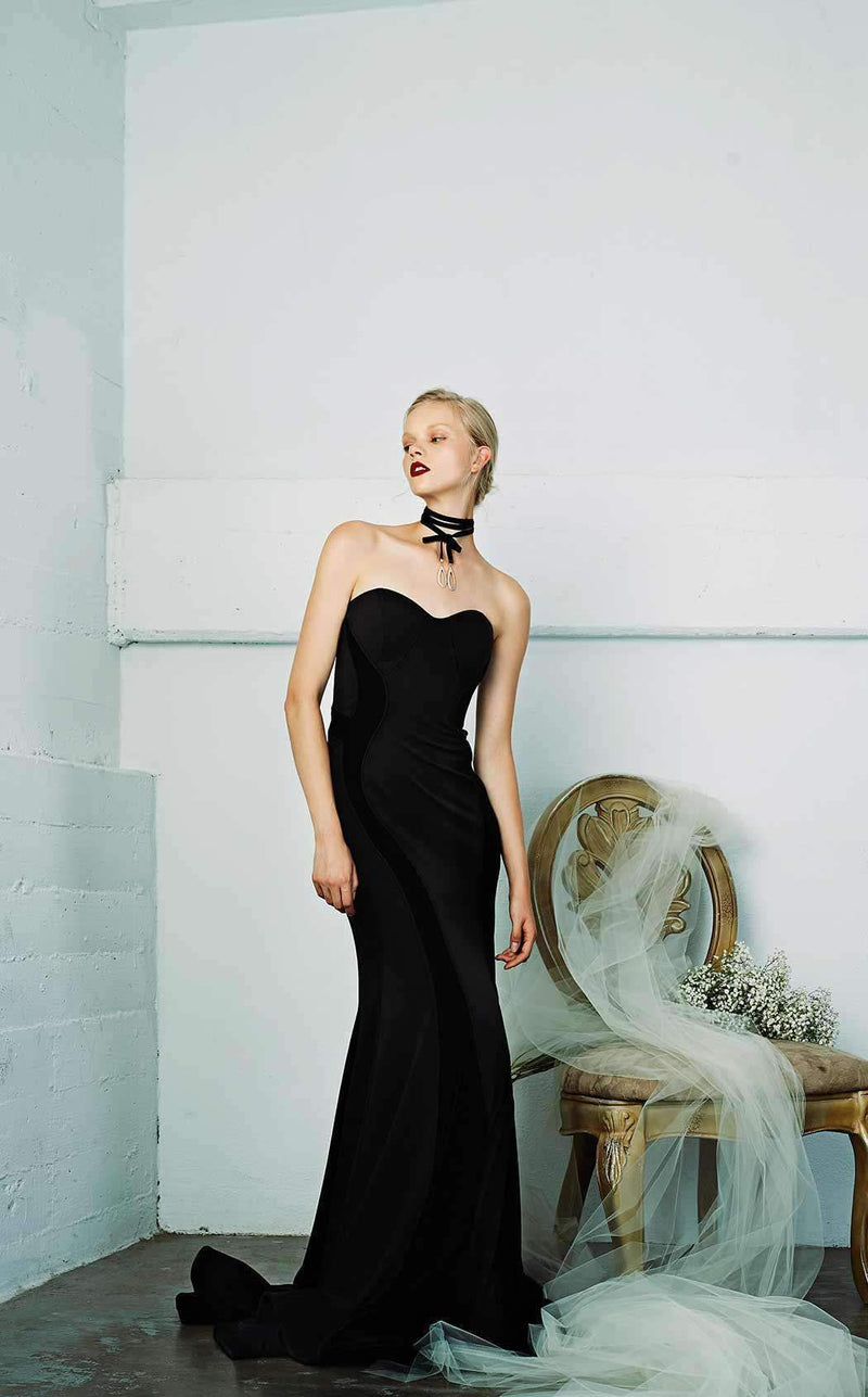 Andrea and Leo A0321 Black