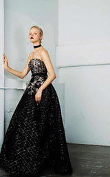 Andrea and Leo A0393 Black