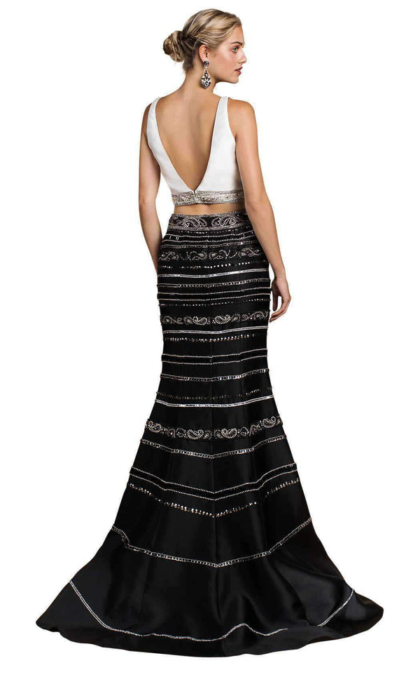 Andrea and Leo A0491 White/Black