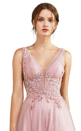 Andrea and Leo A0940 Rose