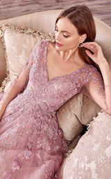 Andrea and Leo A0988 Rose