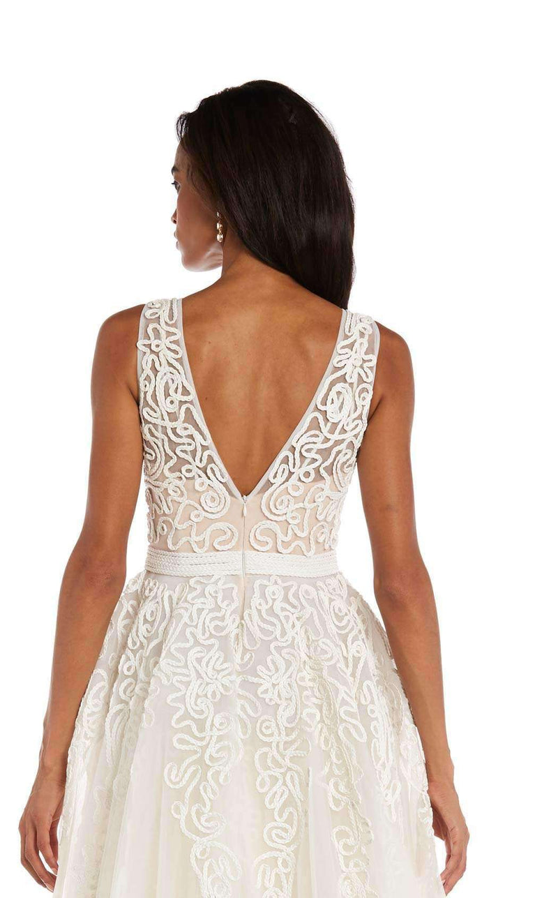 Andrea and Leo A5246 White
