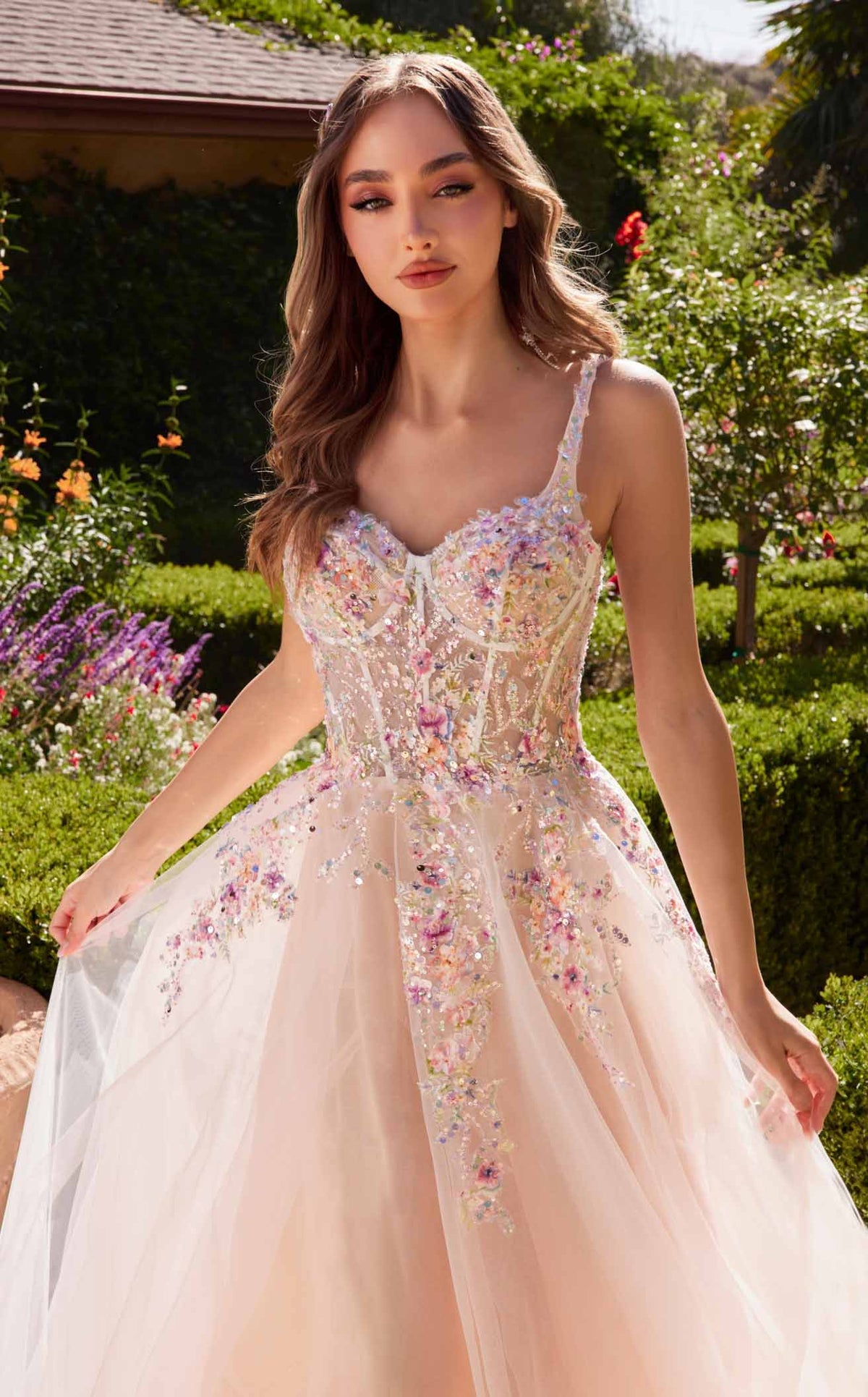 Lace Designer Dresses | Shop Lace & Embroidered Gowns Online  NewYorkDress