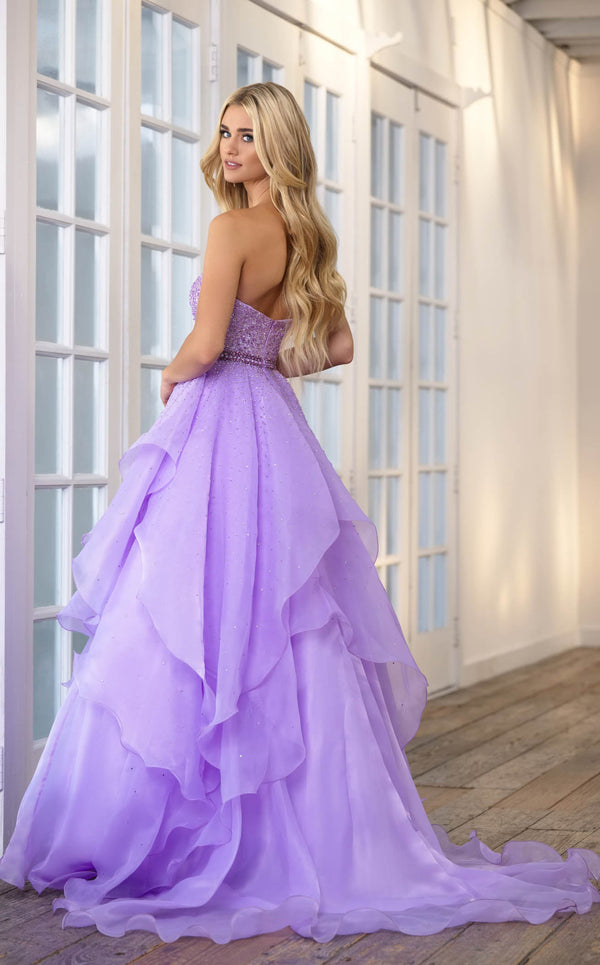 Ava Presley 39561 Lilac