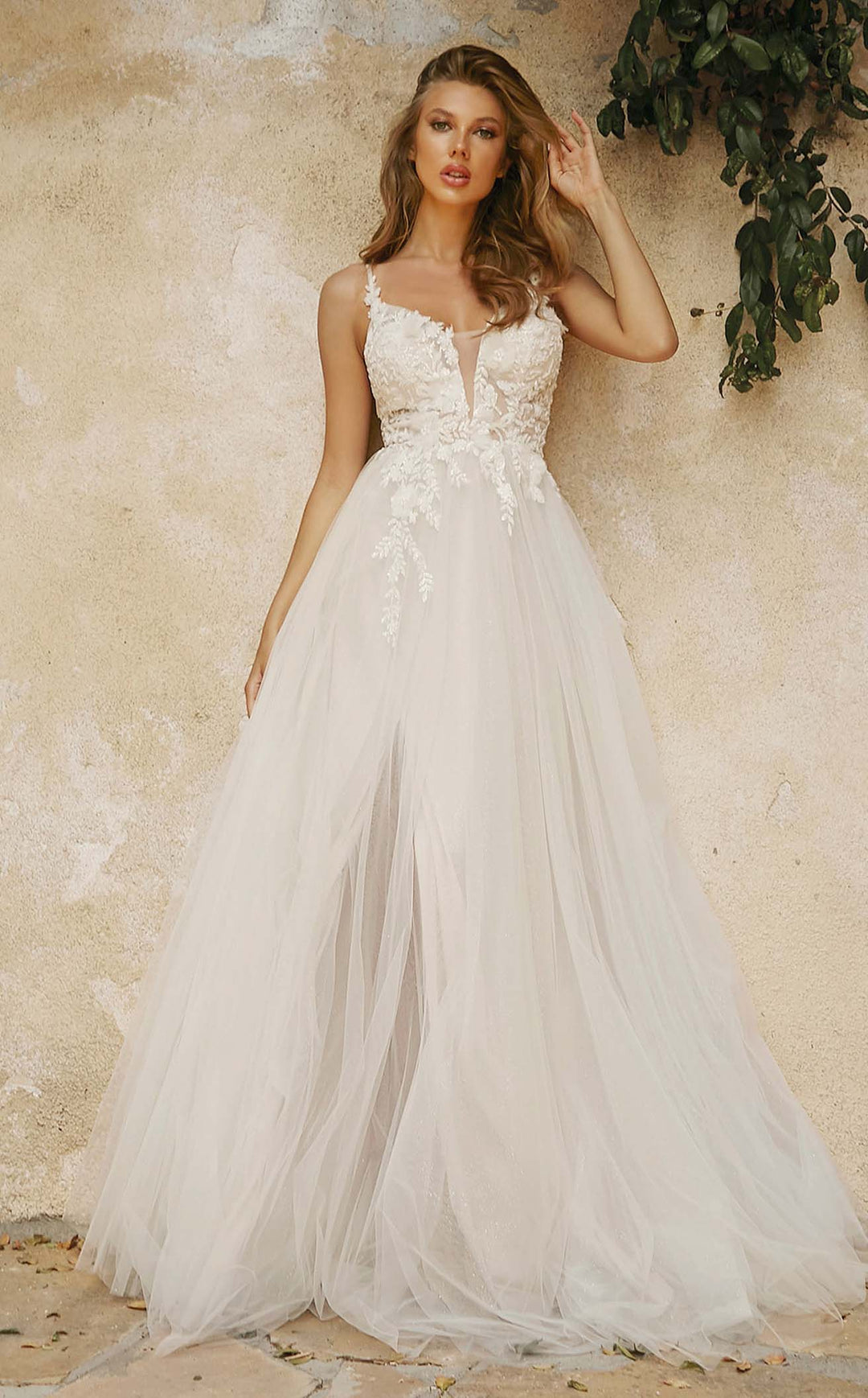 Cinderella Divine CB072W Off White