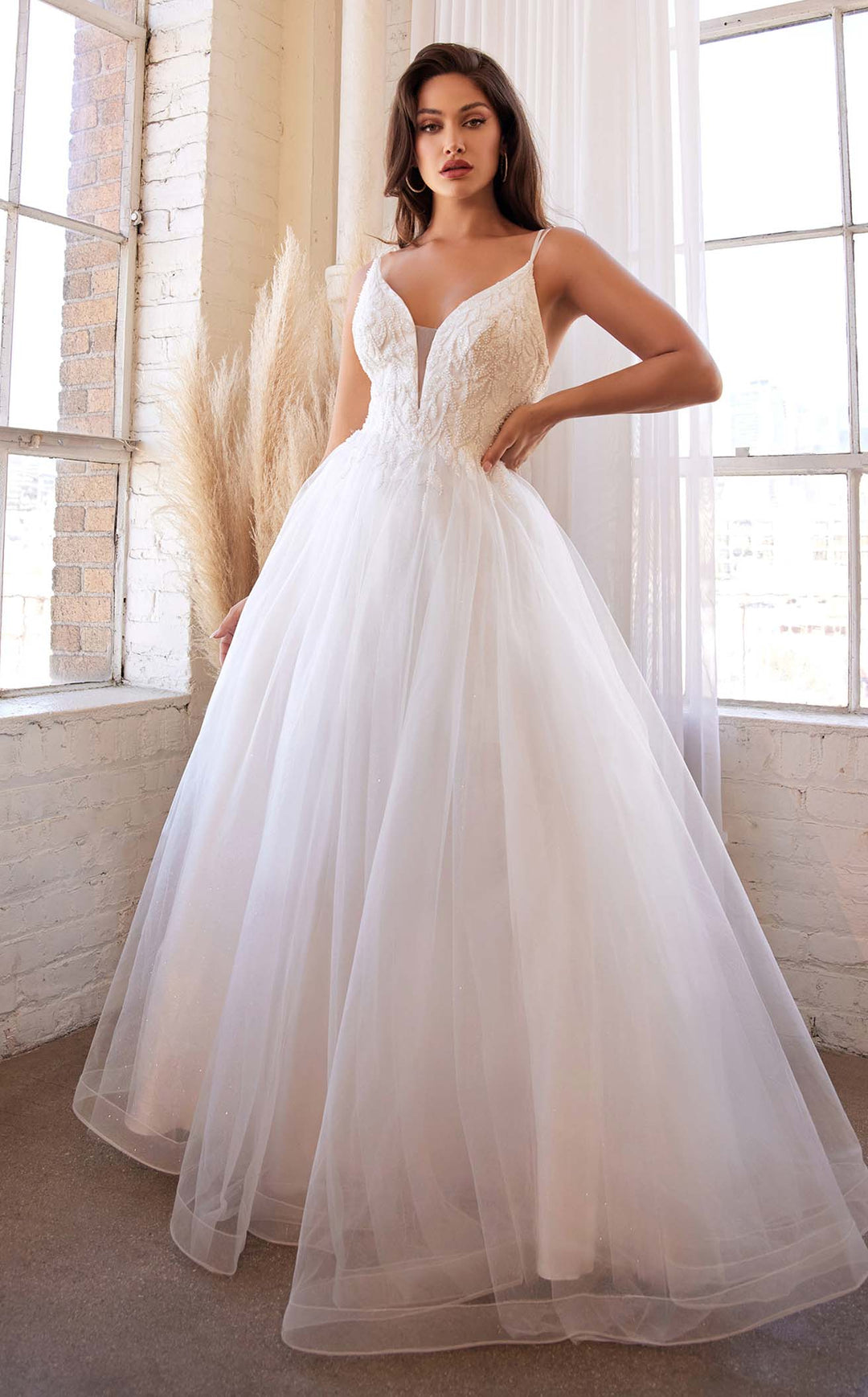Cinderella Divine CD0154W Off White
