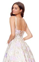 Clarisse 3868
