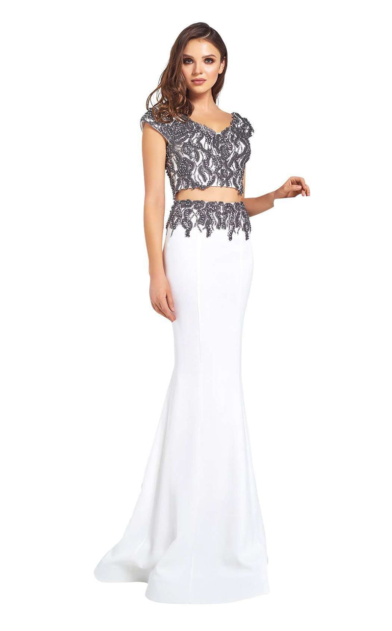 Dressing Room 1339 Ivory