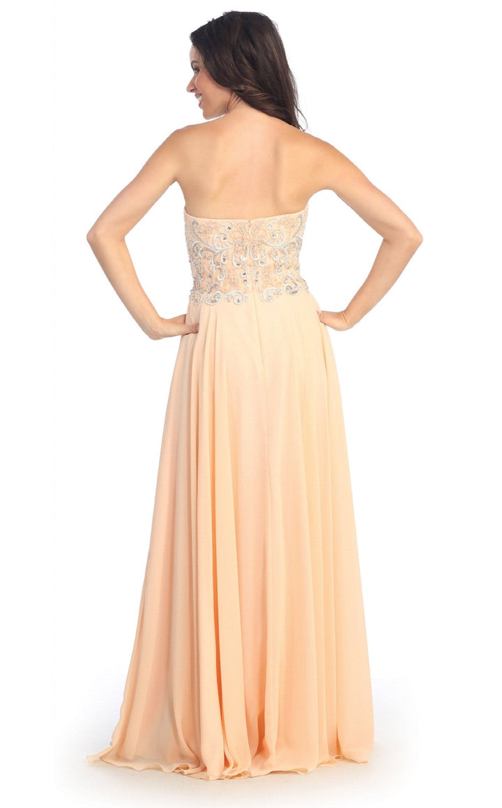 Elizabeth K GL2018 Peach