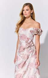 Ivonne D ID325 Blush