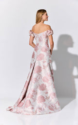 Ivonne D ID325 Blush