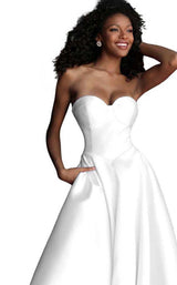 JVN JVN65433 White