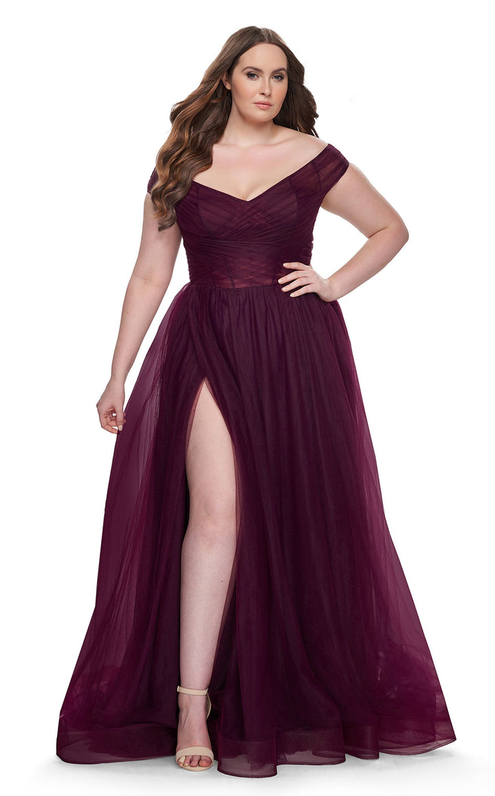La Femme 32204 Dark Berry