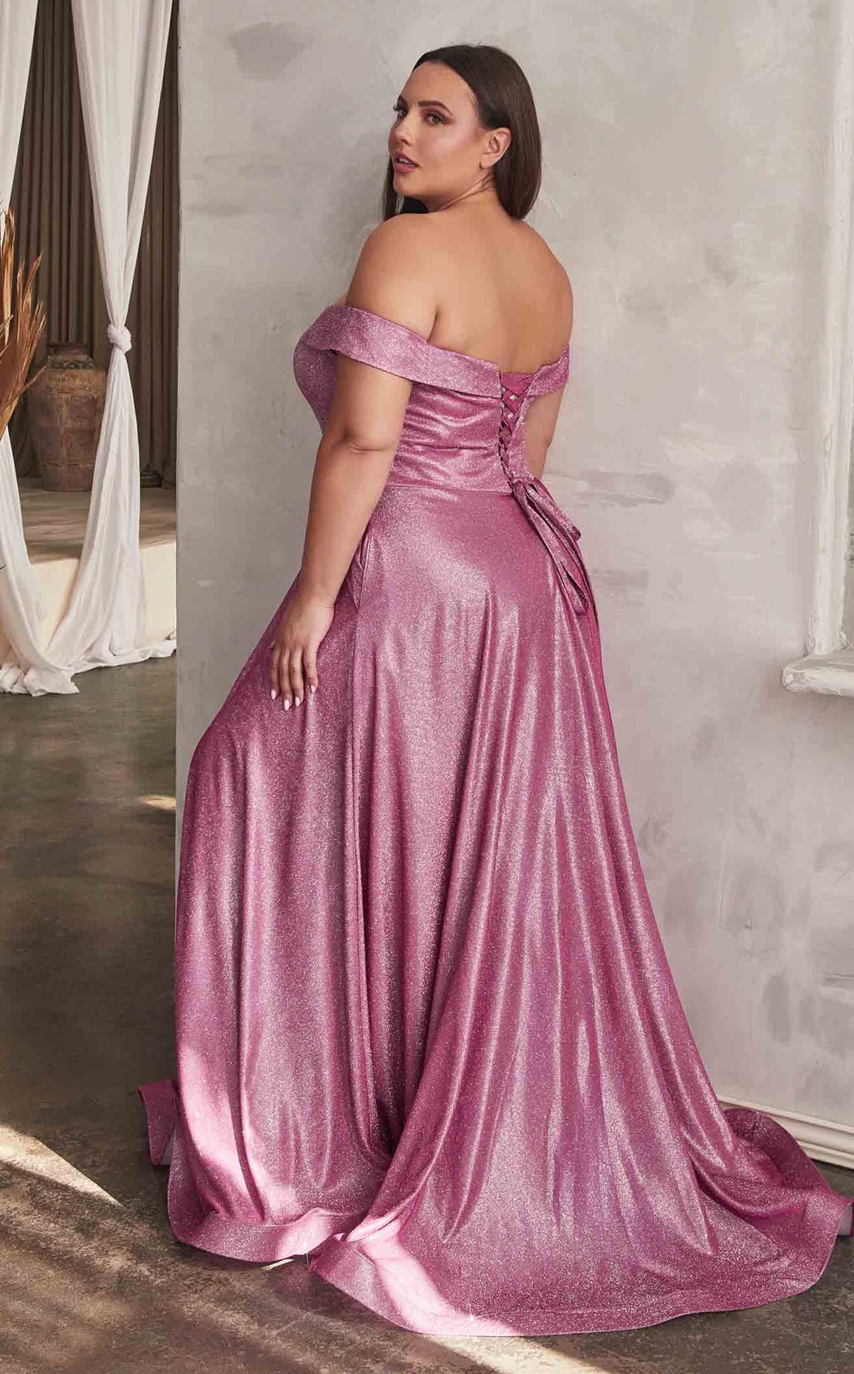 crisandra metallic dress Cinderella Divine CD210C Pay With:$35.00 (Silkroll Fee: $0.88) perfect for any special v neck prom dresses SHEIN MOD Women's Velvet