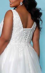 Sydneys Closet SC5270 Ivory