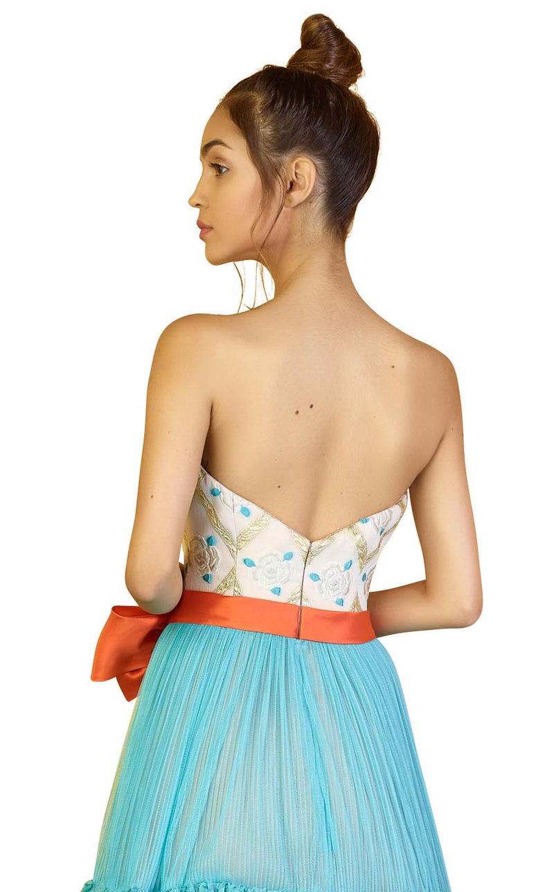 Beside Couture CP4930