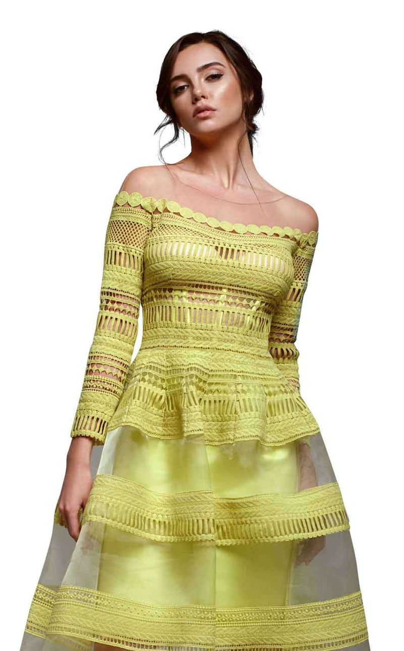 Beside Couture BC1358