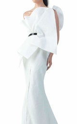 MNM Couture G0715