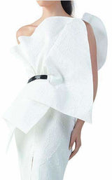 MNM Couture G0715